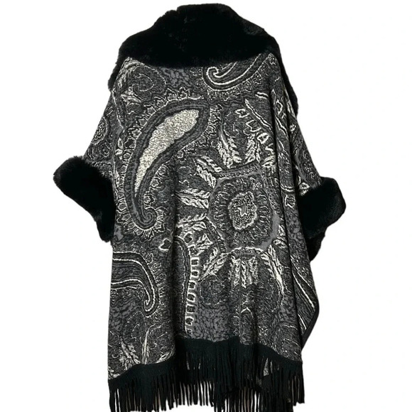 Women s poncho ,penny lane,hippie,faux fur cape,  lwrap shawl ,fringes,one size - Picture 4 of 15